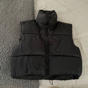 Black Cropped Puffer Vest